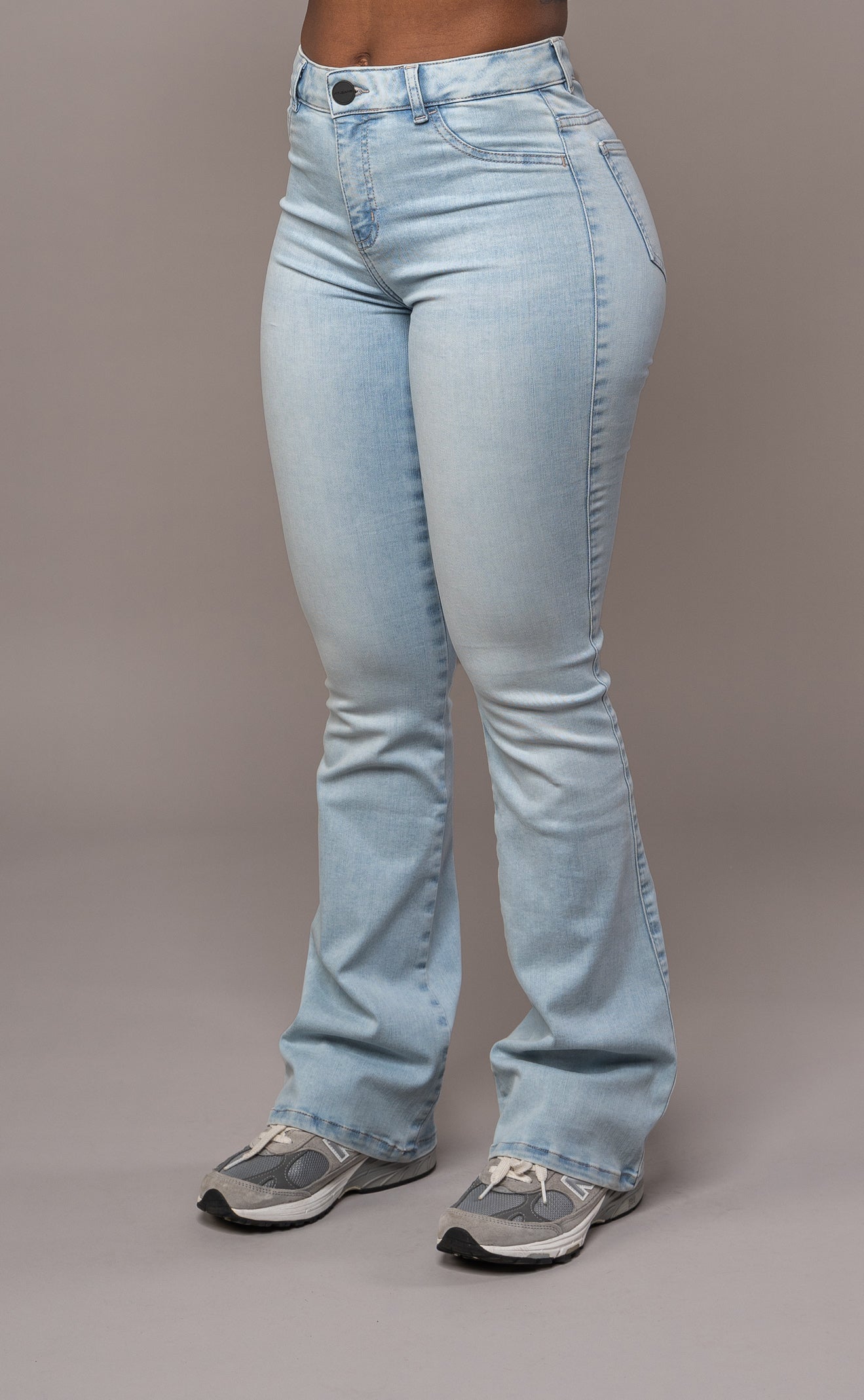 Women's Flared Mid-Rise Skinny Jeans - Vintage Blue