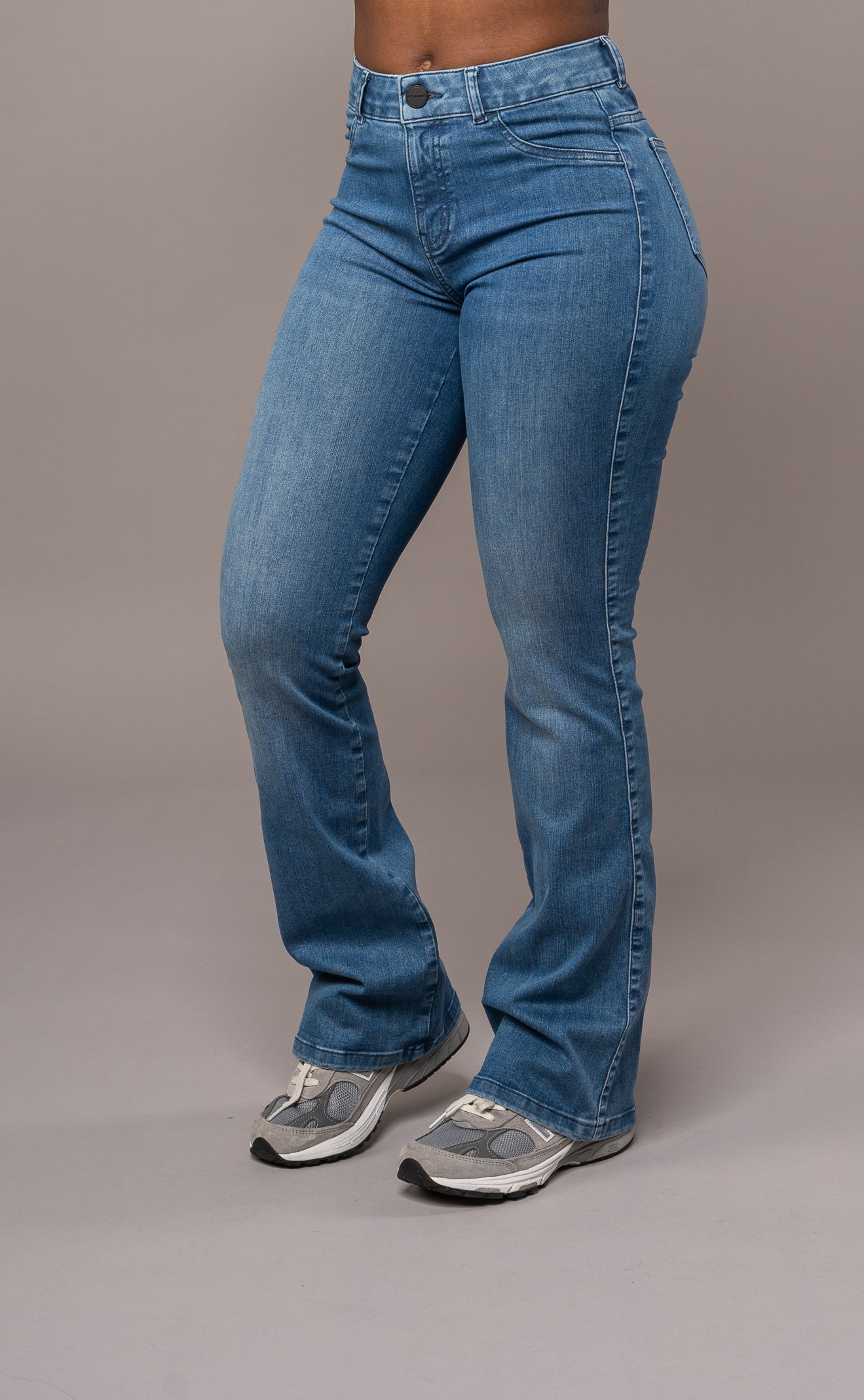Women's Flared Mid-Rise Skinny Jeans - Sky Blue