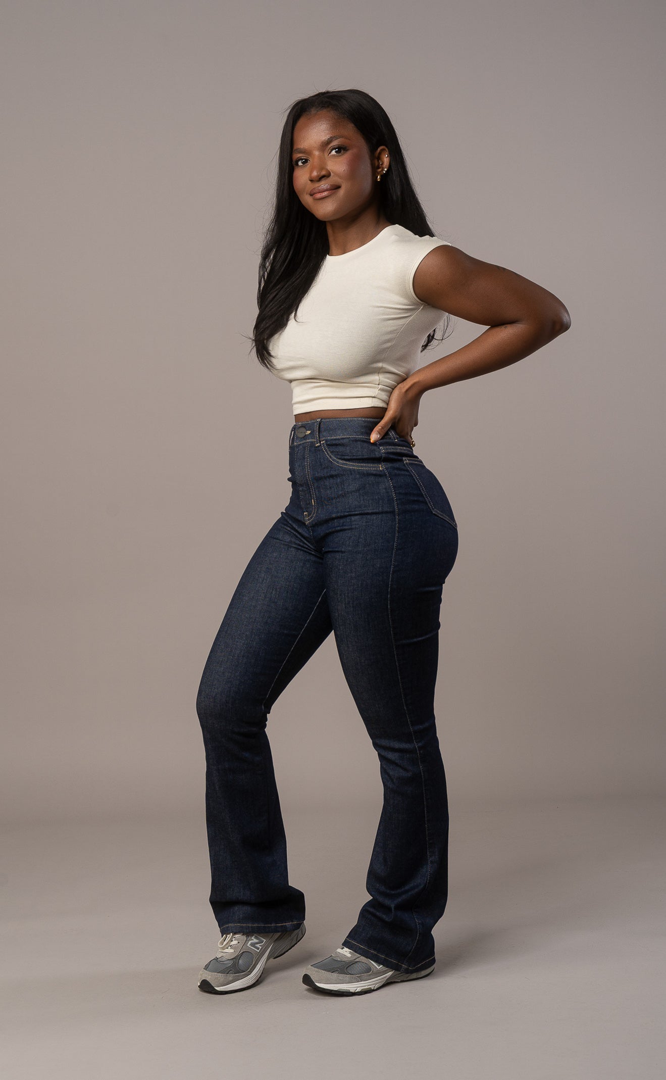 Women's Flared Jeans - Washed Blue