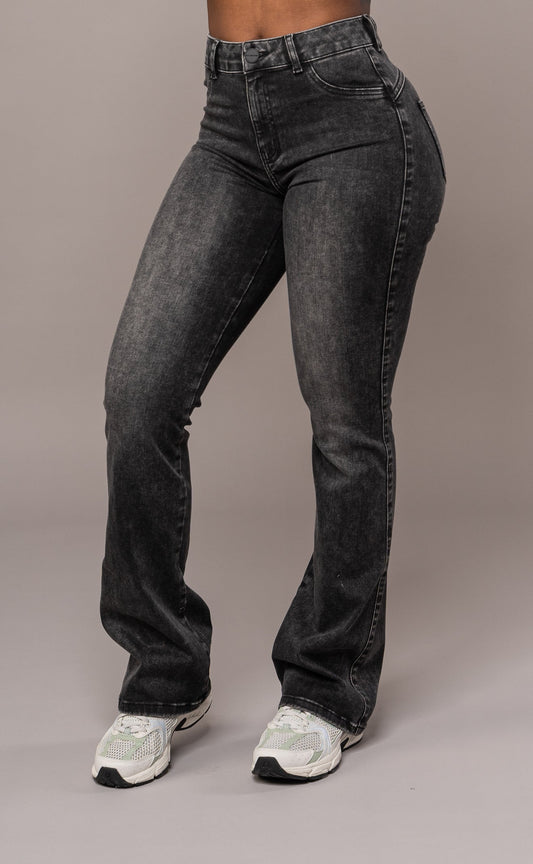 Women's Flared Mid Rise Skinny Jeans - Heavy Wash Black