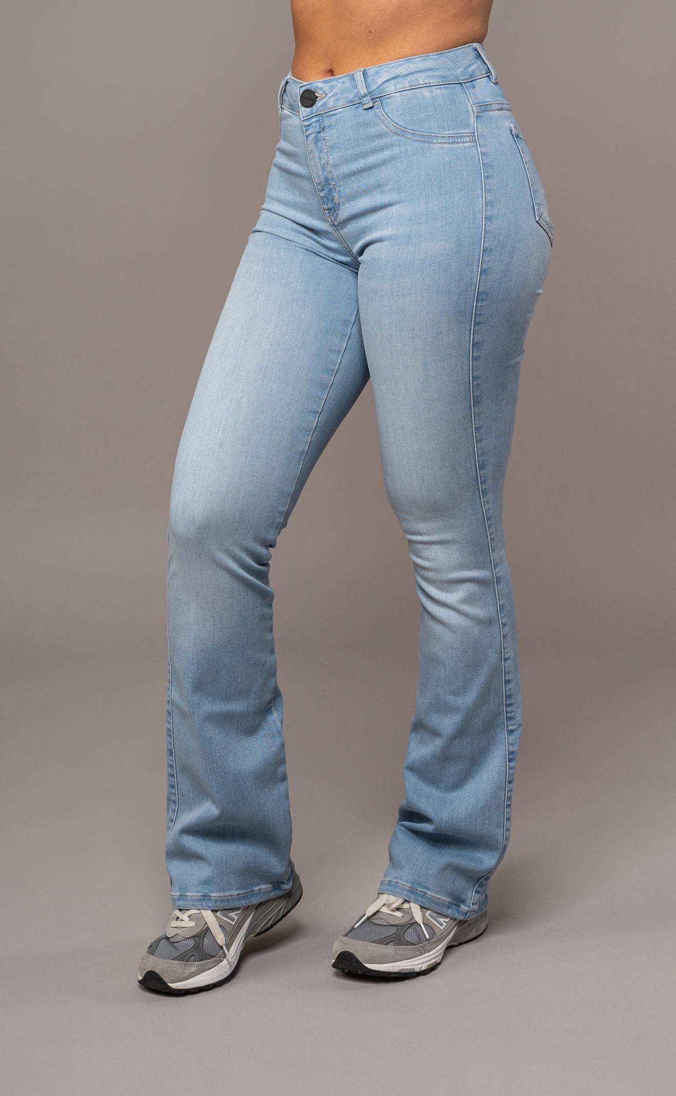 Women's Flared Mid-Rise Skinny Jeans - Arctic Light Blue