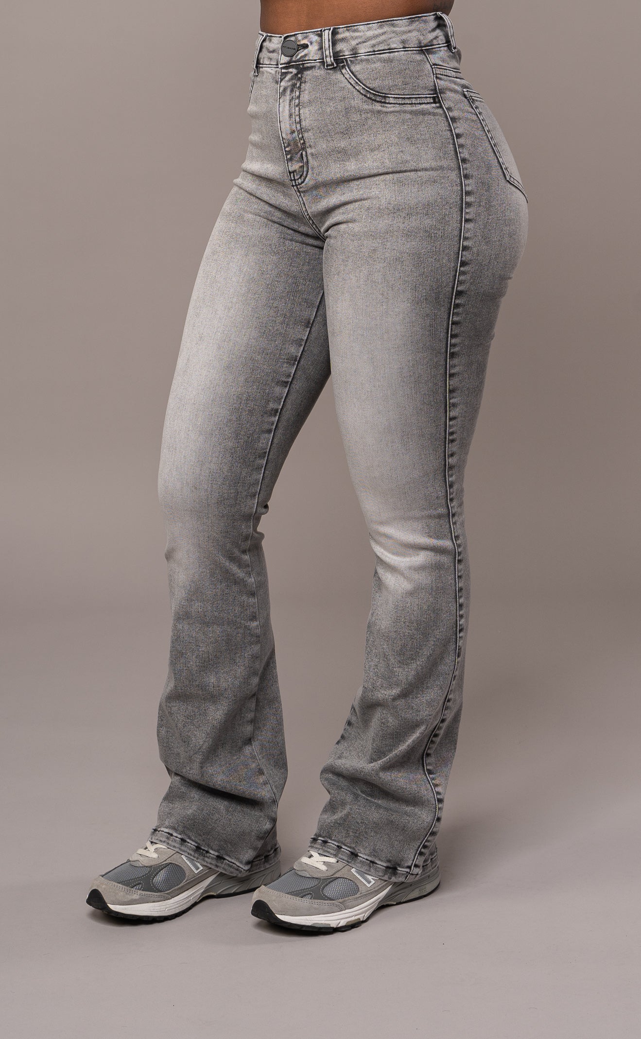 Women's Flared Jeans - Heavy Wash Grey